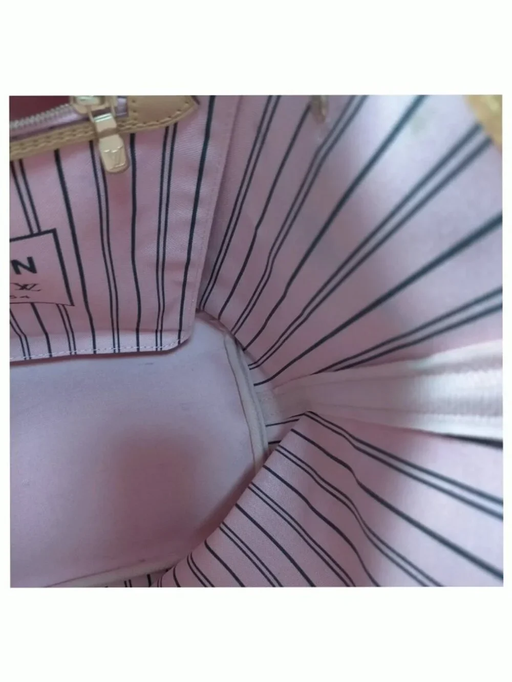 Authentic Louis Vuitton Neverfull MM Jungle Monogram Tote Bag - Picture 11 of 16